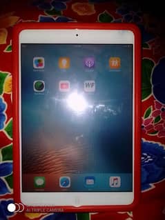 i pad mini 16 gb 10/10 condition