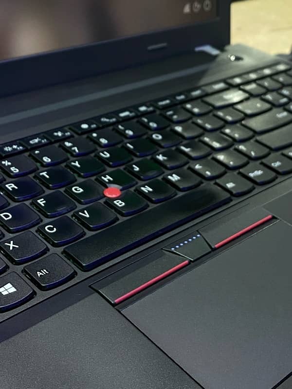 Lenovo E560 4