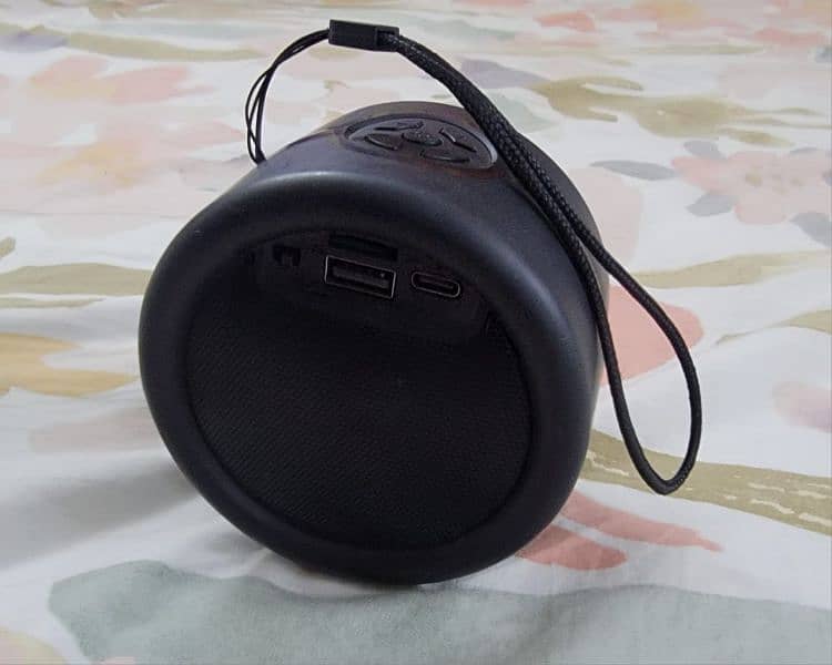 Faster Portable Speaker 1