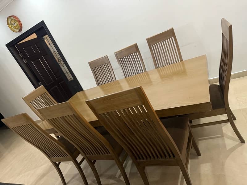 Dining Table (8 chairs) 0