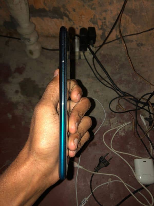 TECNO Spark 5 Pro hay 10/10 condition All okay pta approved. . . . 3