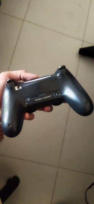 PS4 Controller 2