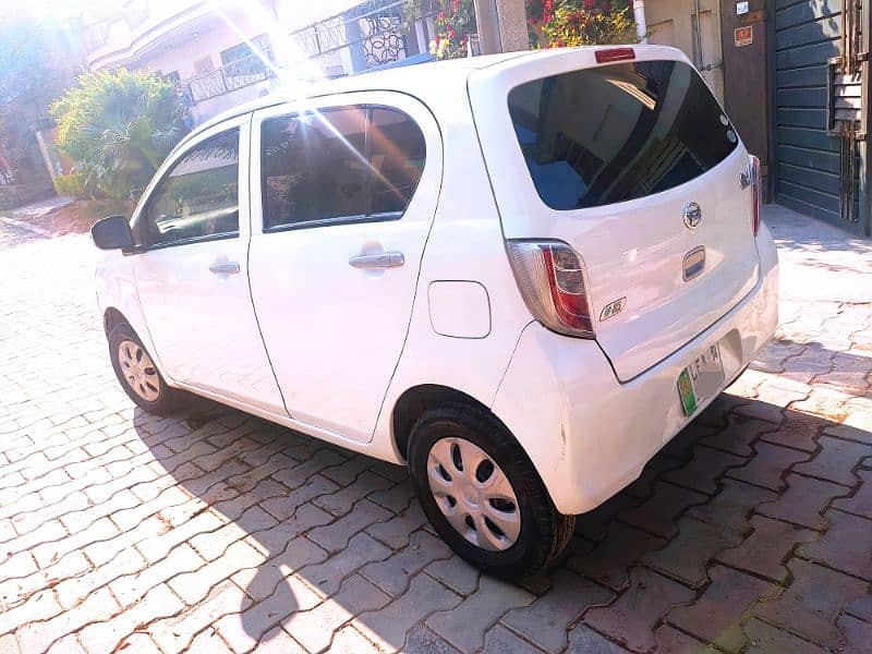 Daihatsu Mira 2011 1