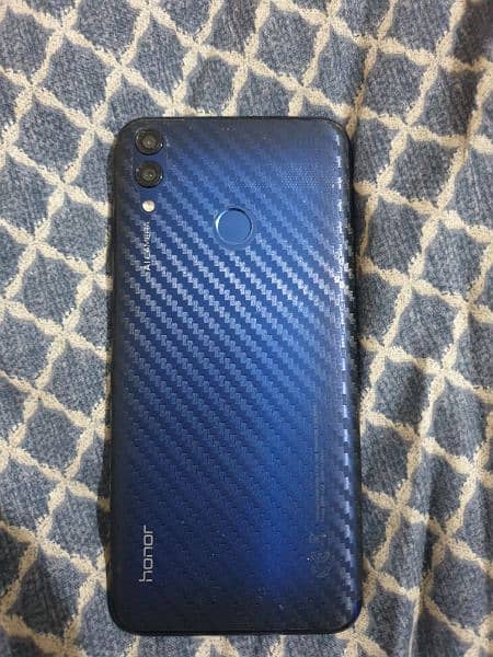 Huawei Honor 8C 1