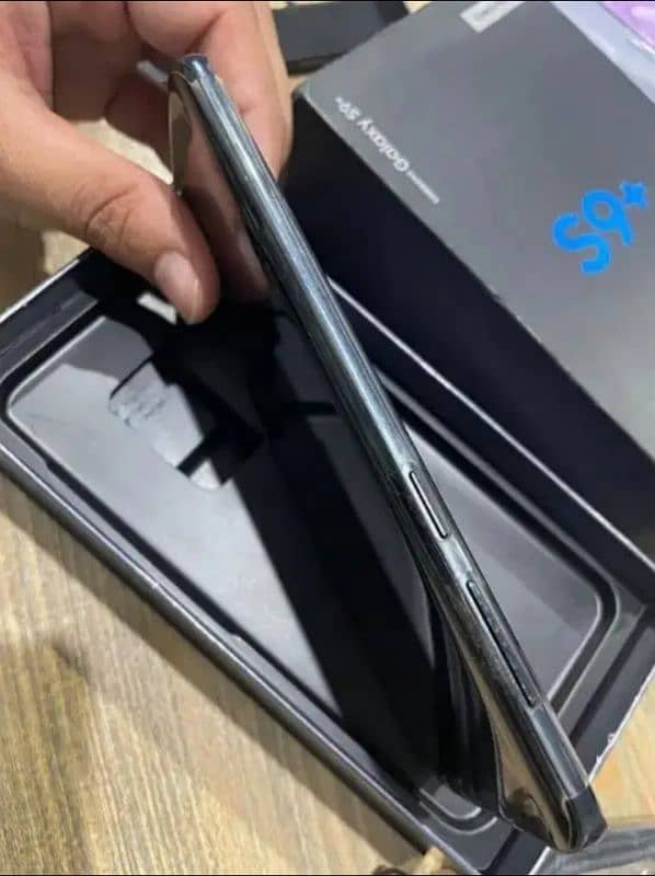 Samsung S9 plus With Original Box 3