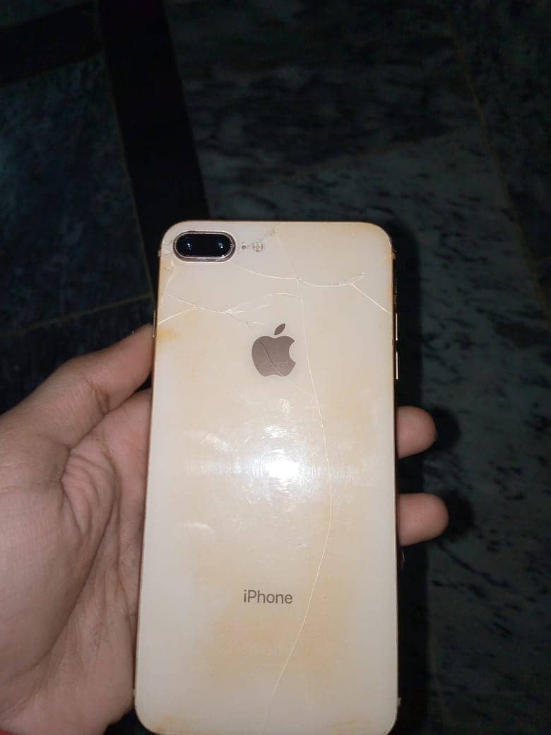 iPhone 8plus nonpta good condition exchange possible only with iPhone 1