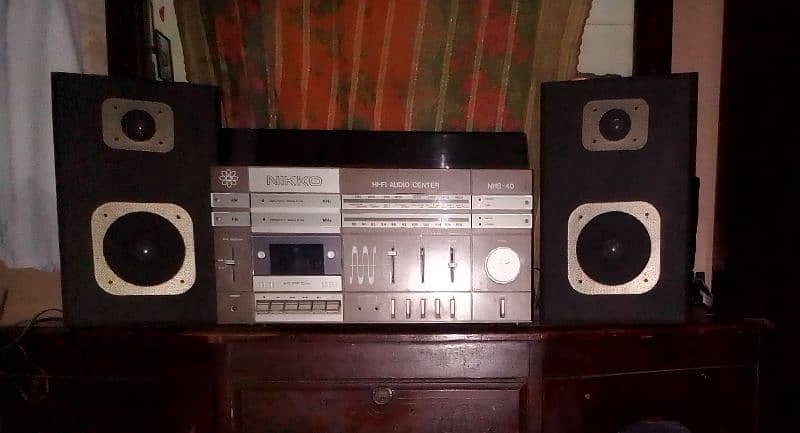 Nikko 3 in 1 Adiuo system Record player radio cassette player 8