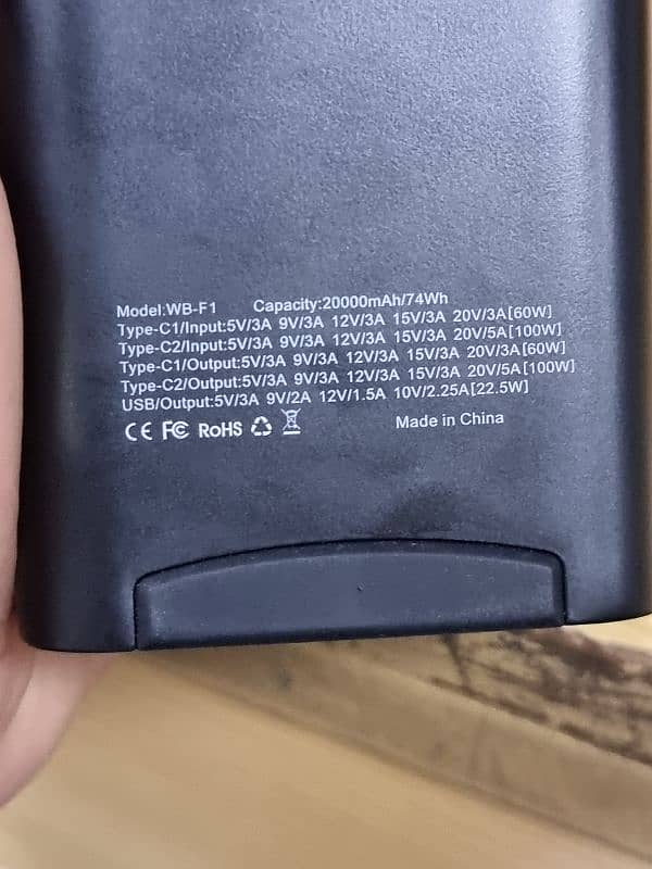 PD 100W powerbank 3