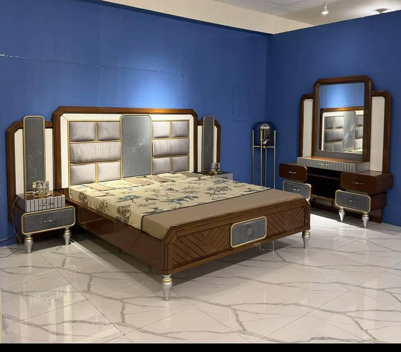 luxury bed set/side tables/bed dressing/Wardrobe/shesham wood bed set 3