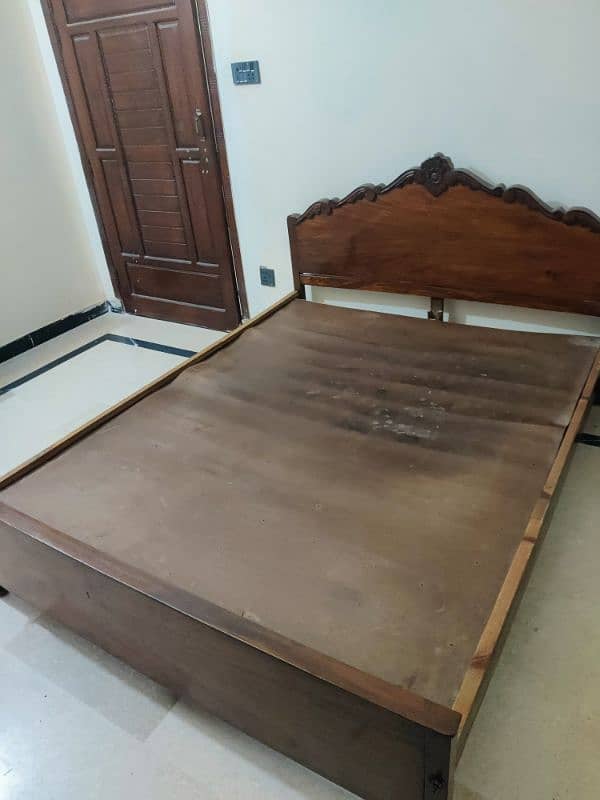 Double Bed Tally Wood with Dressing Table and Mattress 4