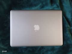 Apple MacBook 11 Pro 1TB HDD 4 gb RAM