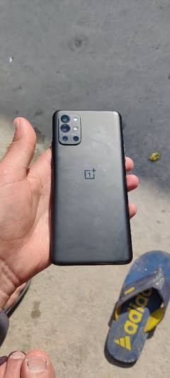 OnePlus 9R