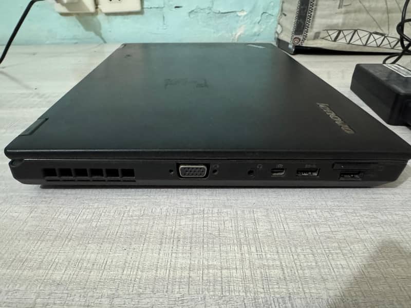 Lenovo Thinkpad T440p 9