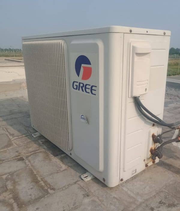 Gree 1.5 ton DC inverter 1