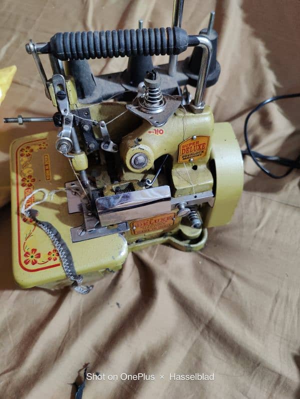 overlock machine 1