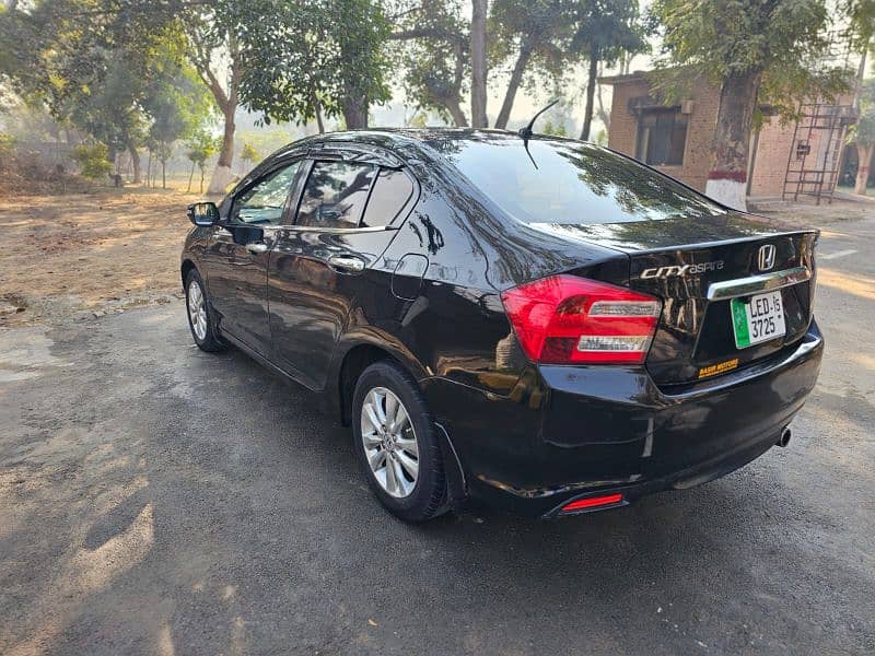 Honda City Aspire 1.3 automatic 2015 17