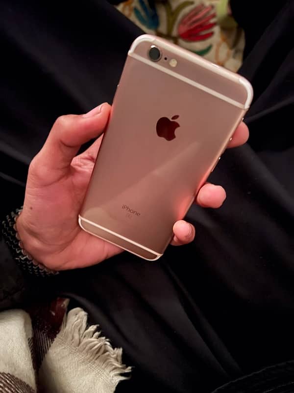 iPhone 6s (16GB) 0