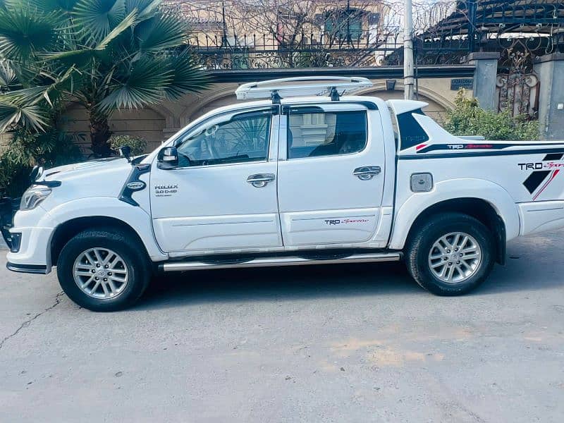 Toyota Hilux 2012 5