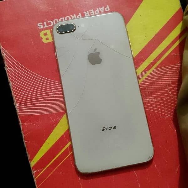 iPhone 8 plus 4