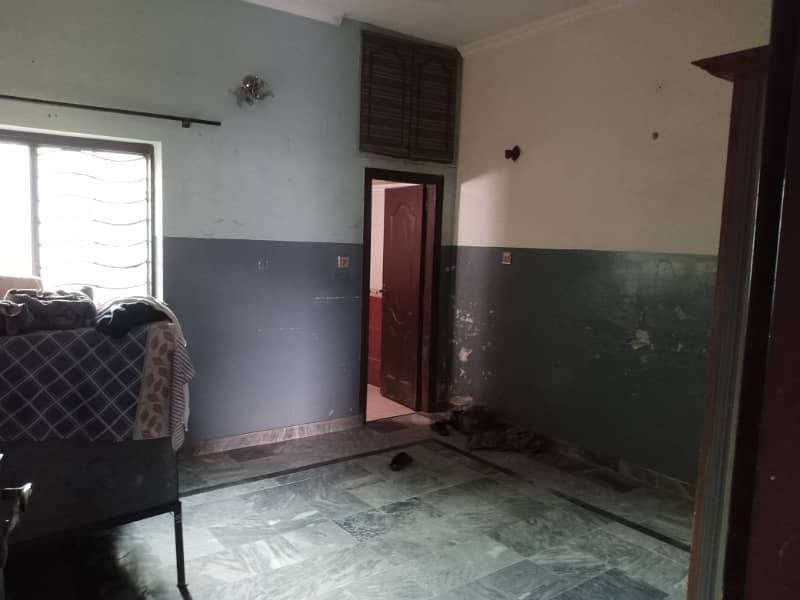 Triple Story Used House With reasonable price in Rawalpindi 11