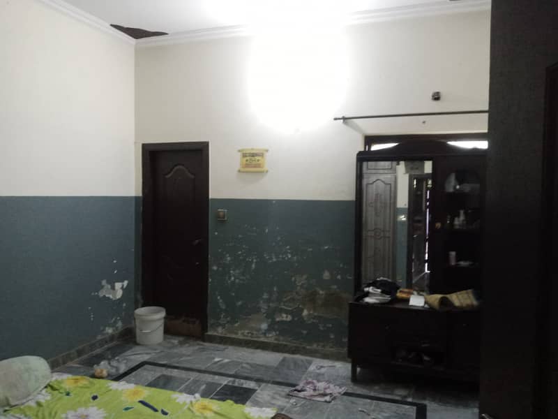 Triple Story Used House With reasonable price in Rawalpindi 18