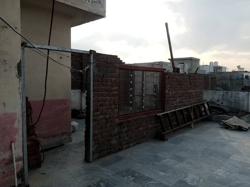 Triple Story Used House With reasonable price in Rawalpindi 25