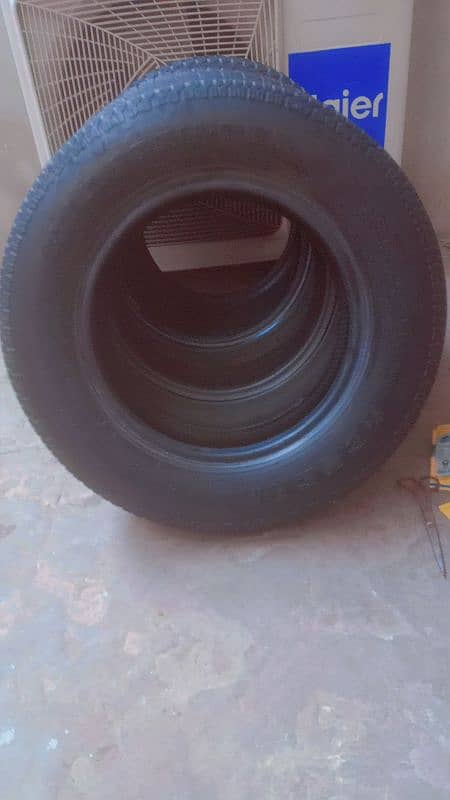 Suzuki bolan Mehran 12 size used tyres for sail 7