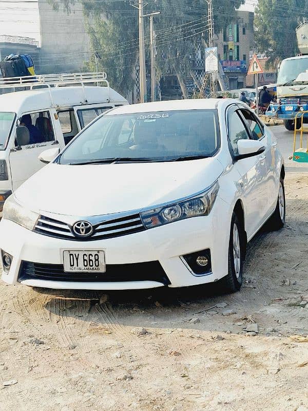 Toyota Corolla Altis 2015 13