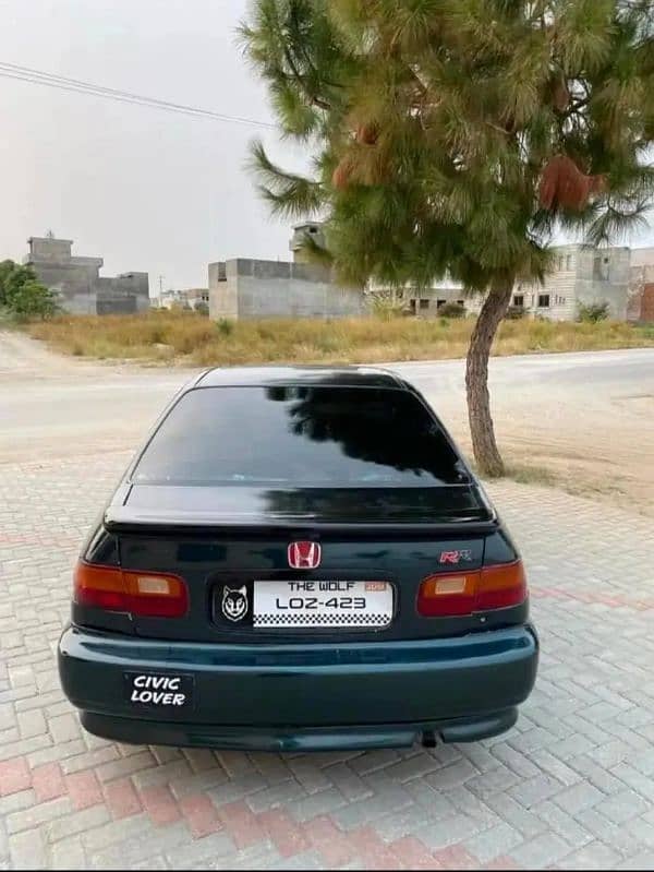 Honda Civic VTi 1995 3