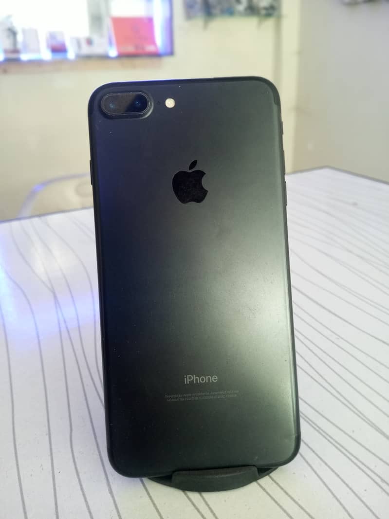 iPhone 7 Plus 128GB - PTA Approved 1