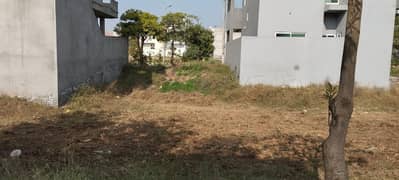 5 Marla Plot For Sale In Azhar Town