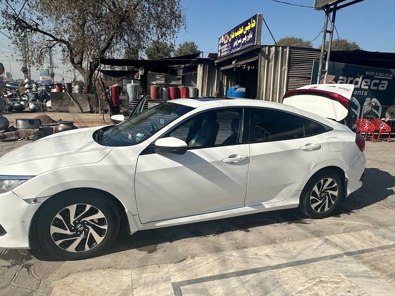 Honda Civic Oriel 2017 5