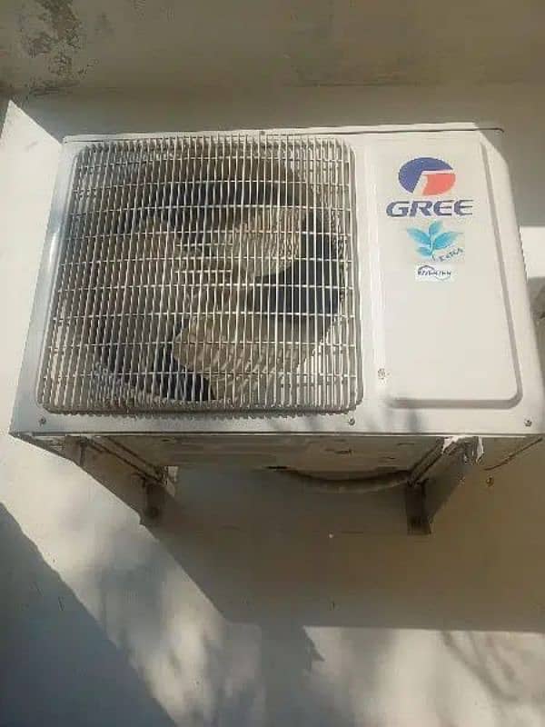 Gree 1.5 ton DC inverter 1