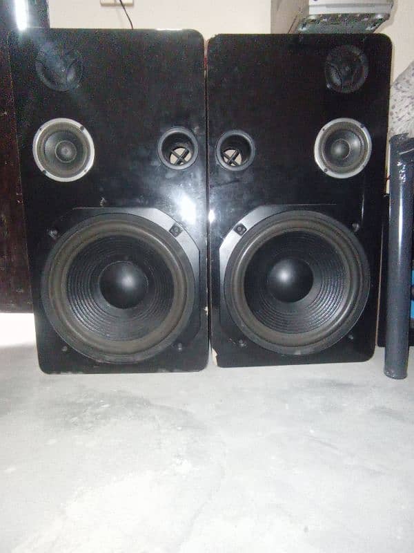 subwoofer speaker and japani amplifier 2