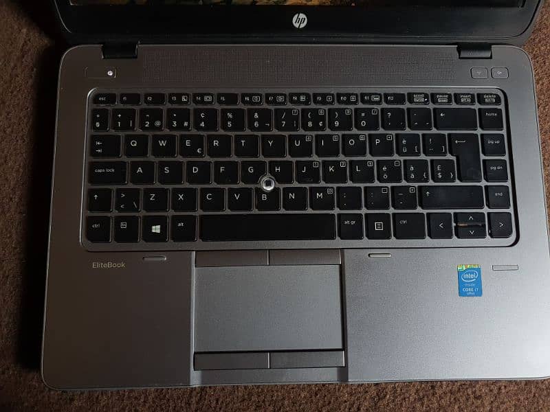 HP core i7 5th generation 16gb ram 5