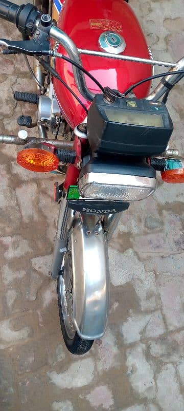 Honda CD 70 2010 model nice condition complete documents 7