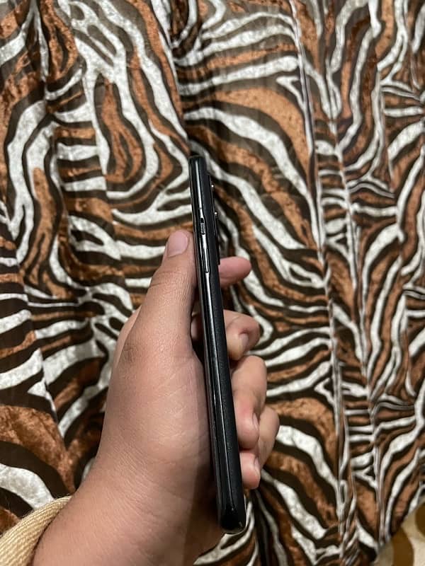 oneplus 9pro 12gb 256gb pta 4