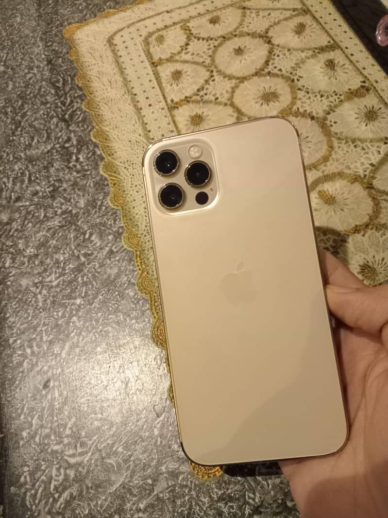 Apple iPhone 12 Pro 0