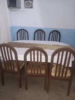 Dining table with 6 Chairs for Sale