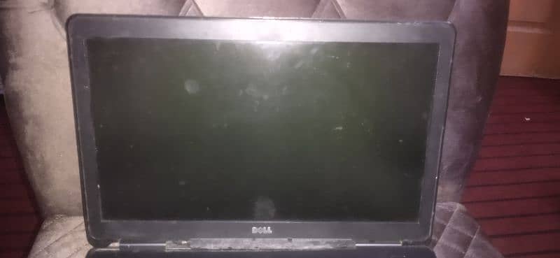 Dell Latitude e5540 laptop 1