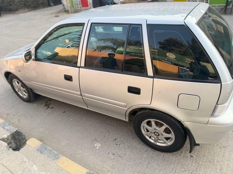 Suzuki Cultus VXL 2016 8