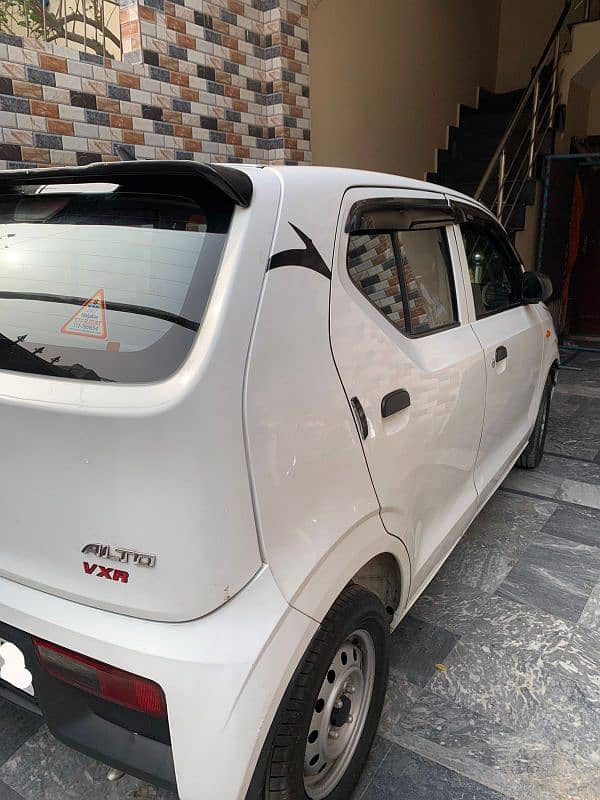 Home used Suzuki Alto VXR 2021 in genuine e condition 2