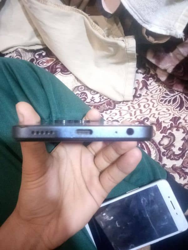 Infinix smart 8 0