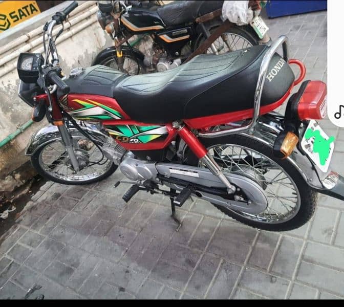 honda cd 70. cc. Red colour.  excellent condition 0