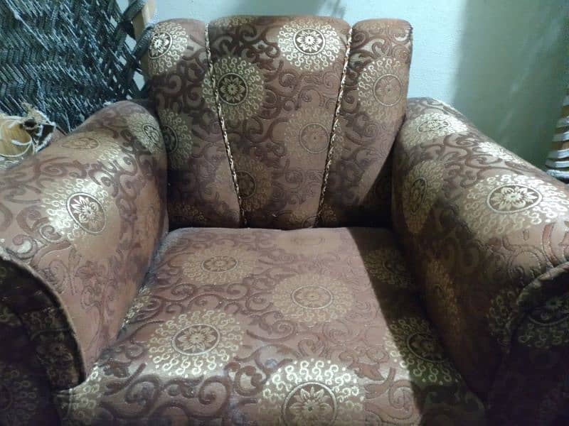 SOFA SET (5 Seater) 4