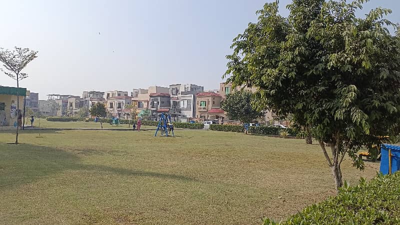 fat faloor park facing Portion 2