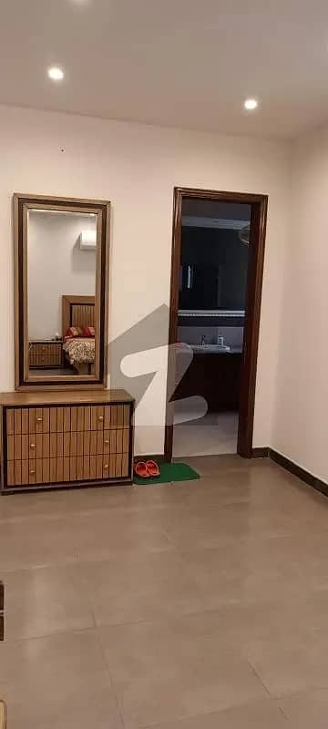 Spacious and Luxurious 5-Bedroom One Kanal house in Prime Gulberg Location on Sale. 5