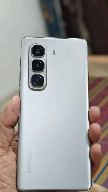 Infinix HoT 50 PRo Plus 0