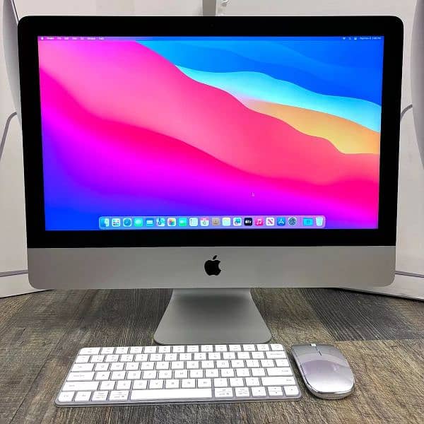 Apple iMac 22in  2013 Late Intel Core i5 16 RAM  256SSD 1