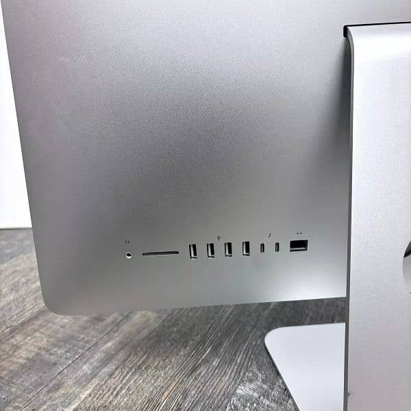 Apple iMac 22in  2013 Late Intel Core i5 16 RAM  256SSD 3